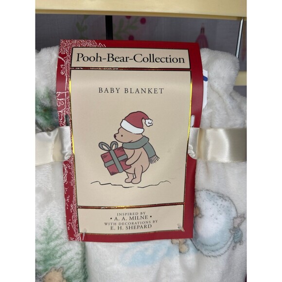 Winnie the Pooh Christmas Baby Blanket - Picture 2 of 7